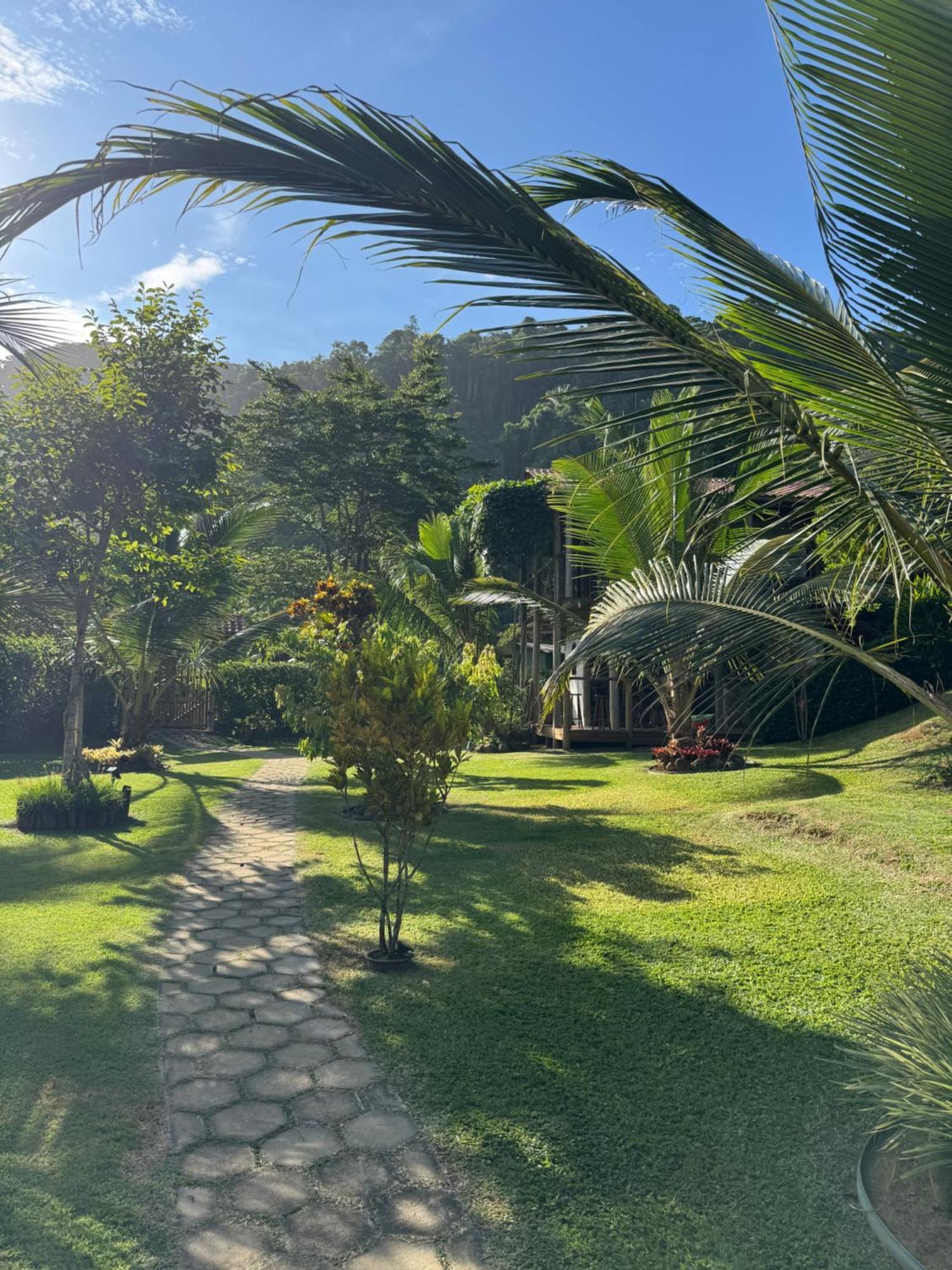 Flora Praia Do Sono Lodge & Trekking Paraty Exterior photo